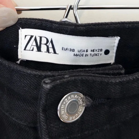 ZARA Black High Waisted Split Hem Straight Leg Denim Jeans, Size 6 US, EUC - Picture 6 of 10